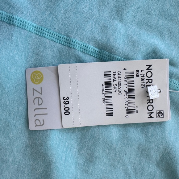 Girls short romper NWT - Picture 3 of 3